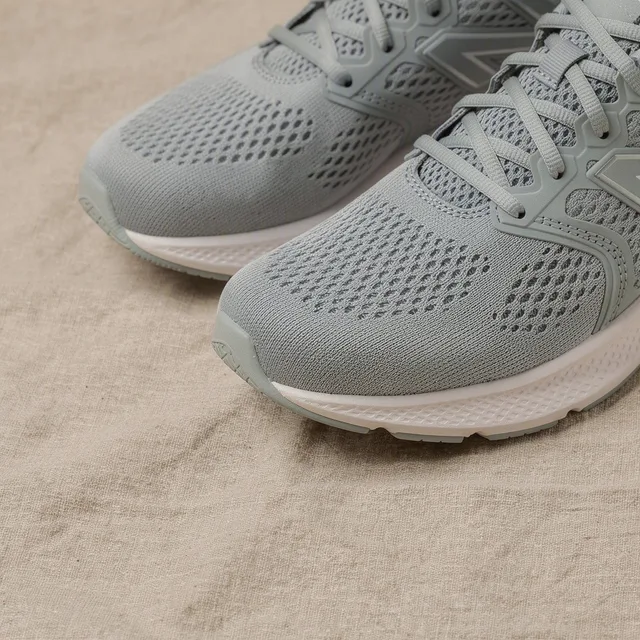 AeroBound Flex Runners