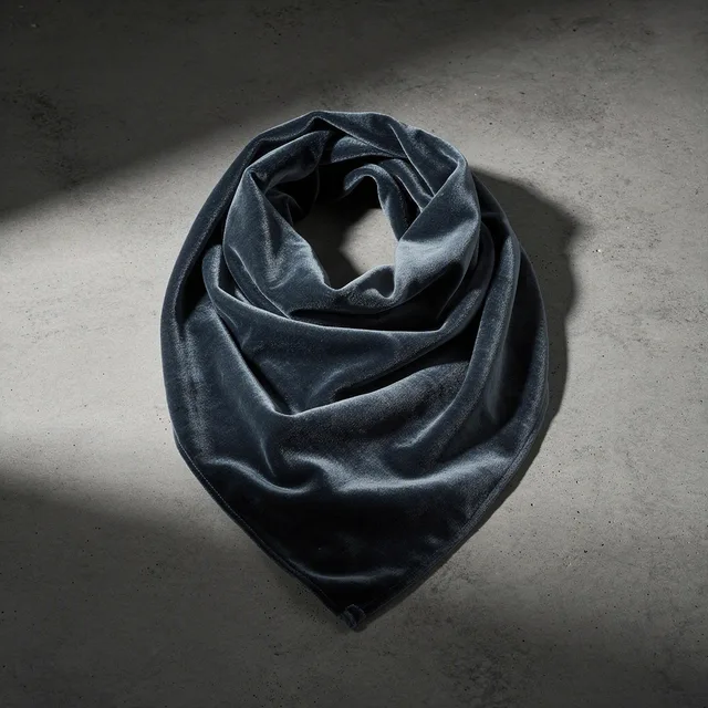 Lumière VelvetMist Scarf