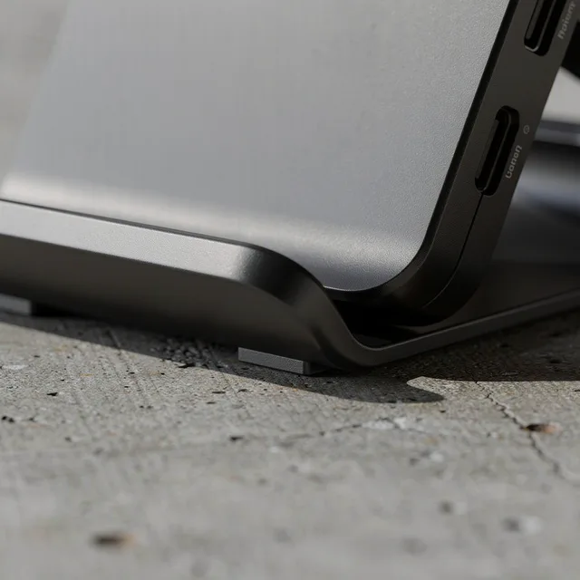 Nimbustech DockGuard Charger Stand