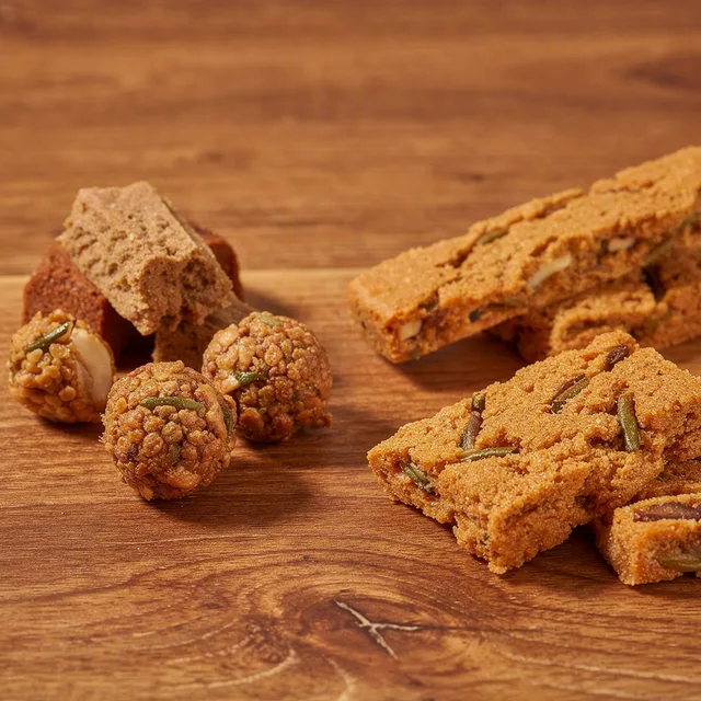SnackSmith CrunchKick Training Snack Pack